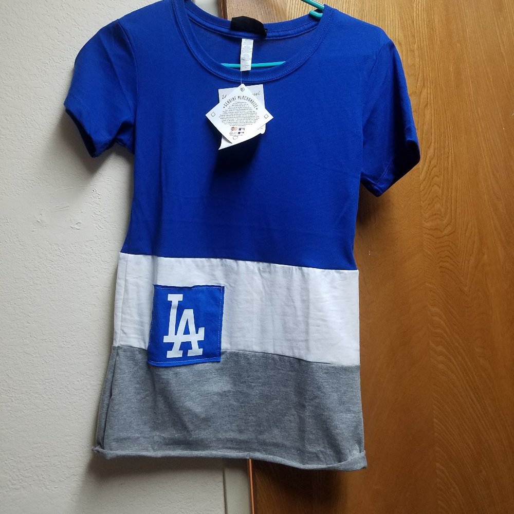 NWT Dodger's T-Shirt